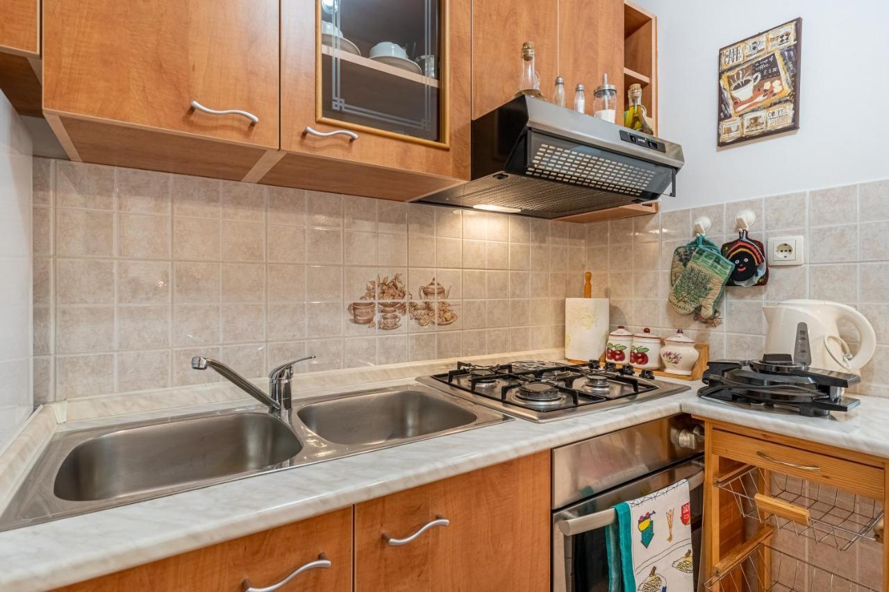 Kovacine Apartment Cres Eksteriør billede